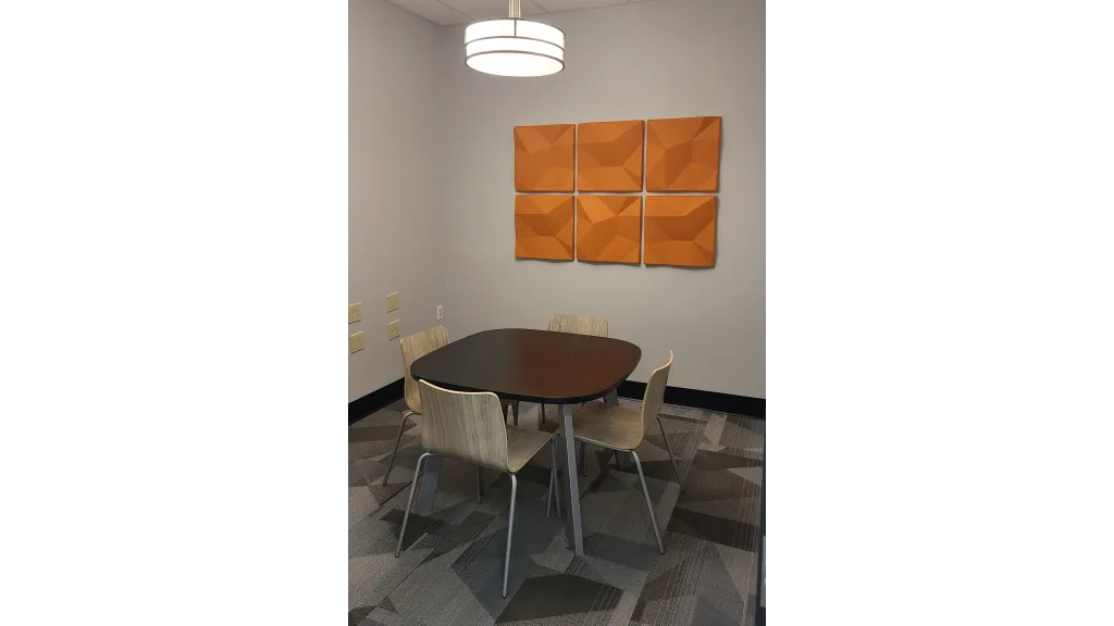Private Meeting Room- Daily - Thumbnail 2