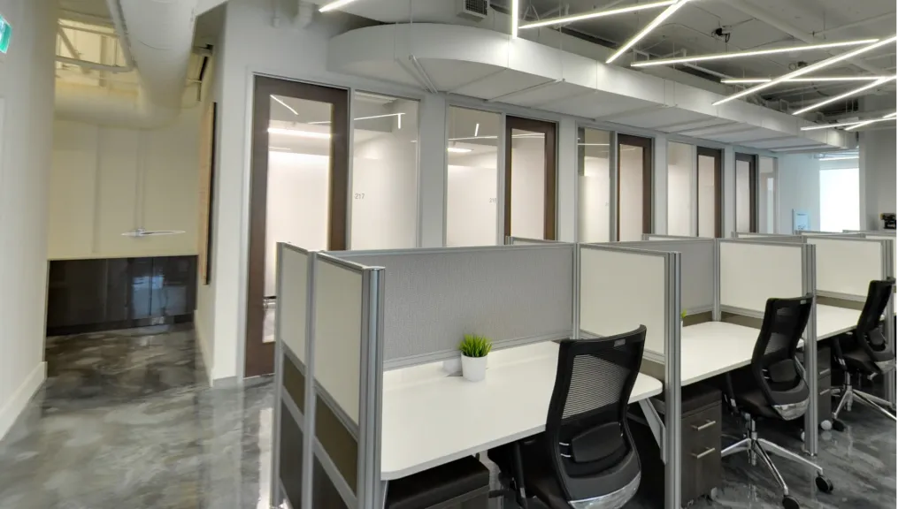 DropDesk Pass at iQ Offices - 250 University in Toronto, Ontario