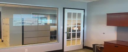 Large Meeting Room - Thumbnail 2
