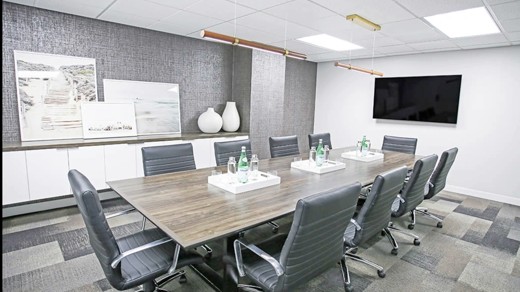     The Pacific Room | Professional Meeting Space - Media 1
