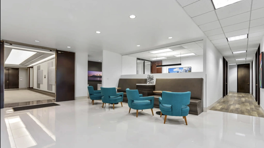 Executive Ocean Boardroom | Premium Meeting Experience at Ocean View Coworking in San Diego, California — photo 1 of 2