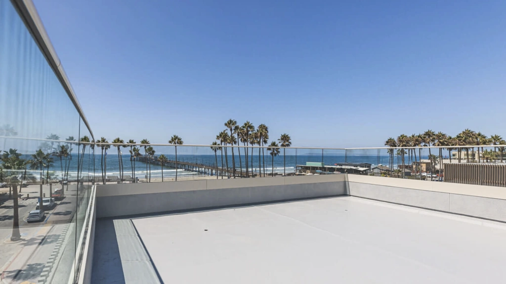 Skyline Rooftop Event Space - Thumbnail 2