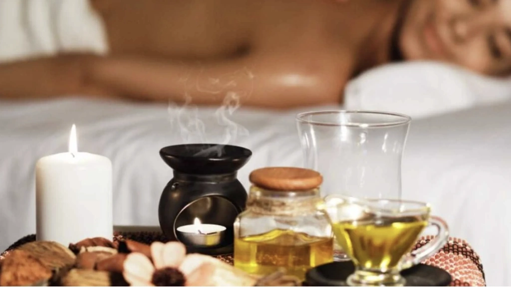 Aromatherapy Escape Massage | Relax with Essential Oils - Media 1