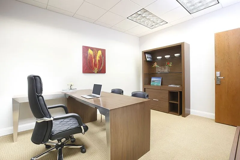 ANEX OFFICE - 1000 Fifth Street, Miami Beach, FL - Thumbnail 2