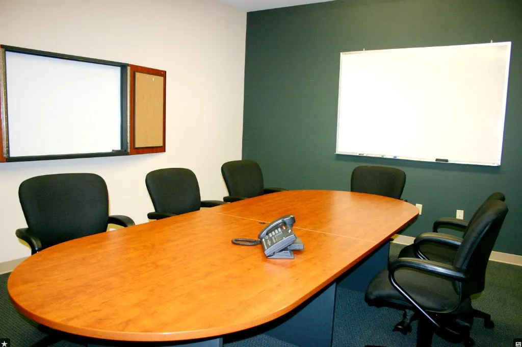 ExecuCourt Entrepreneurship Centers - 5490 McGinnis Village Place - Alpharetta - GA - Thumbnail 2