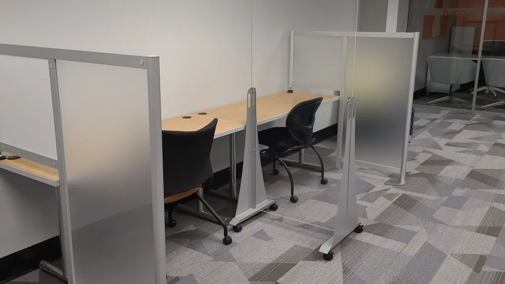 Private Meeting Room- Hourly - Thumbnail 4
