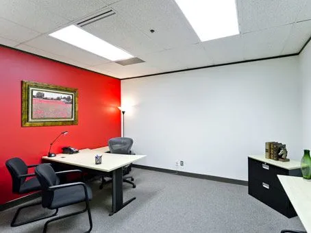 Regus - Liberty Center - West Big Beaver Rd - Troy - Thumbnail 2
