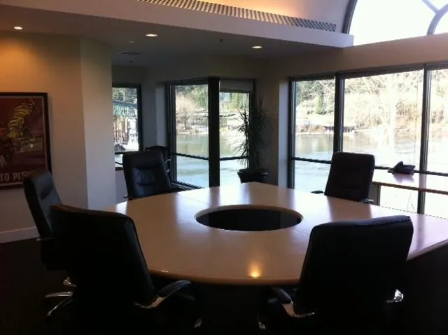 Regus - River Park Center Executive Suites - SE Spokane St - Portland - Media 1