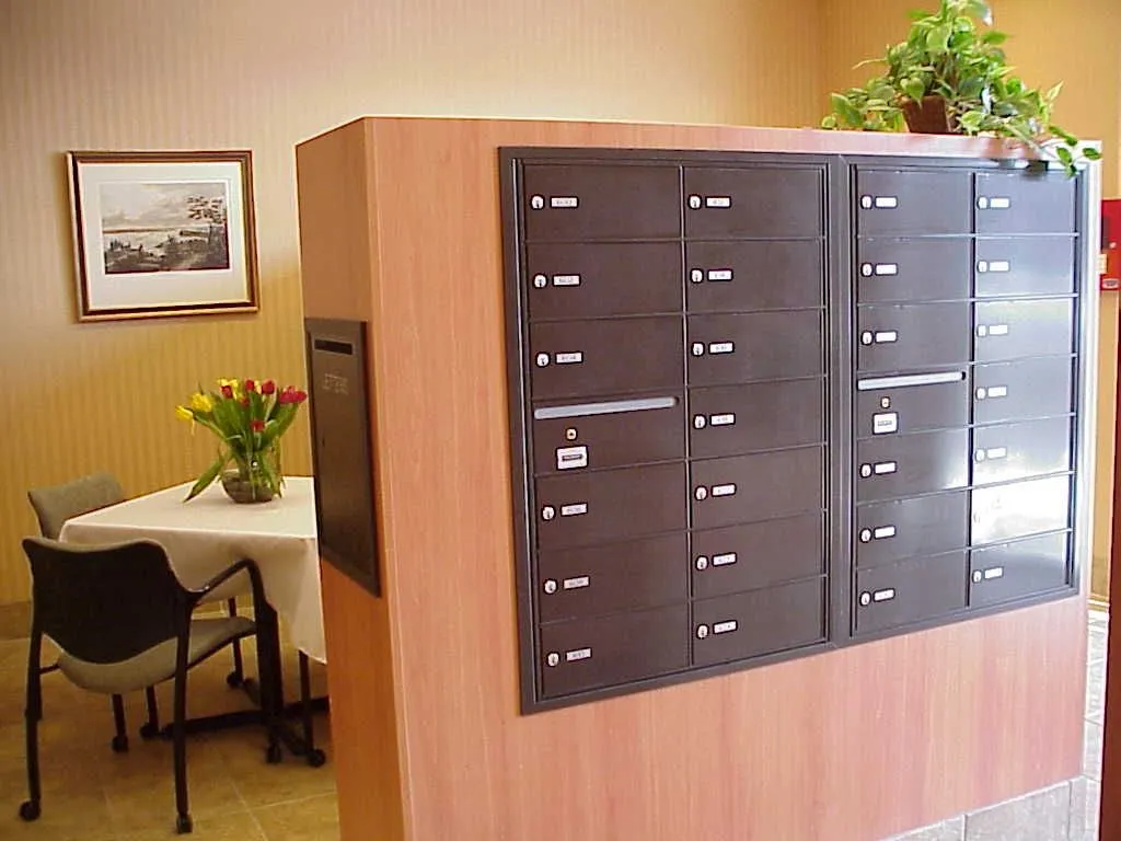 EastPoint Executive Center at the Nashua Airport - Pine Hill Rd - Nashua - Thumbnail 2