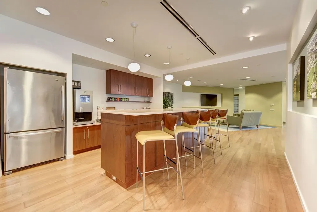 Carr Workplaces - King Street - Diagonal Road - Alexandria, VA - Thumbnail 2