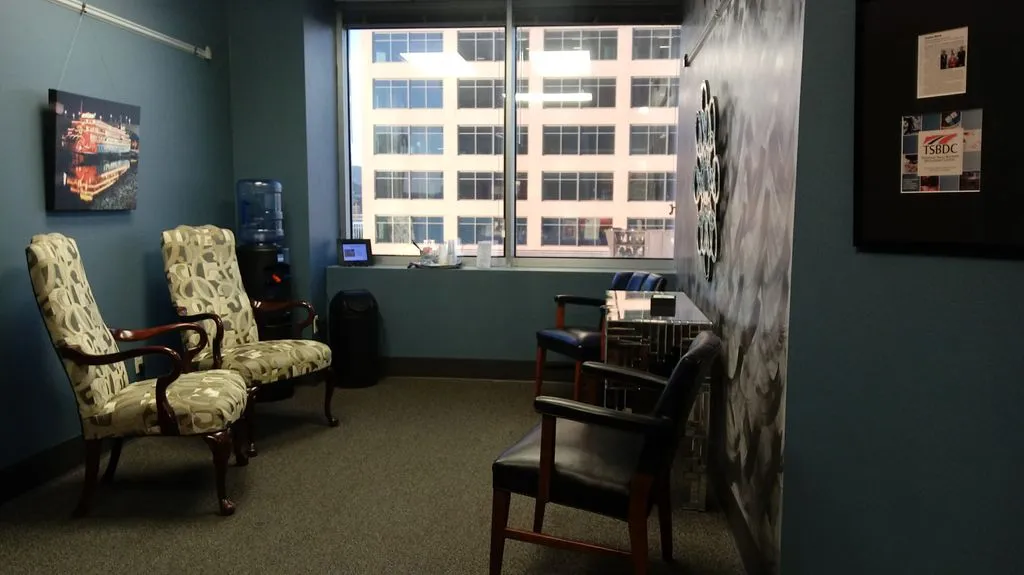 The Concierge Office Suites - Republic Centre - 633 Chestnut Street - Chattanooga - TN - Thumbnail 4