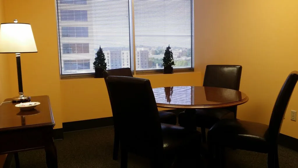 The Concierge Office Suites - Republic Centre - 633 Chestnut Street - Chattanooga - TN - Thumbnail 3