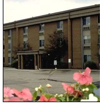 CMC Office Centers - Beechmont - Mt Carmel-Tobasco Rd - Cincinnati - Media 1