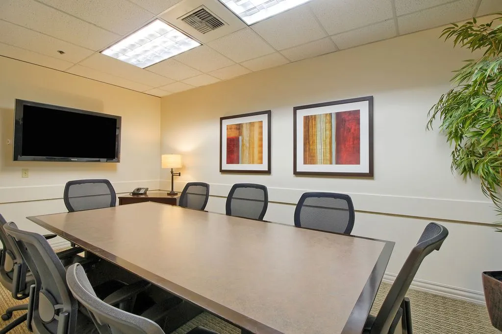 Premier Workspaces - BEL - Bellevue - WA - SE 36th St - Thumbnail 2
