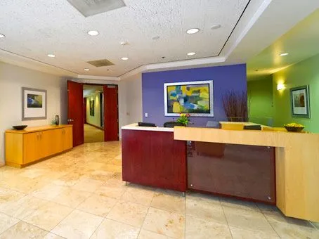 Regus - 5 Centerpointe Dr - Lake Oswego - Thumbnail 2