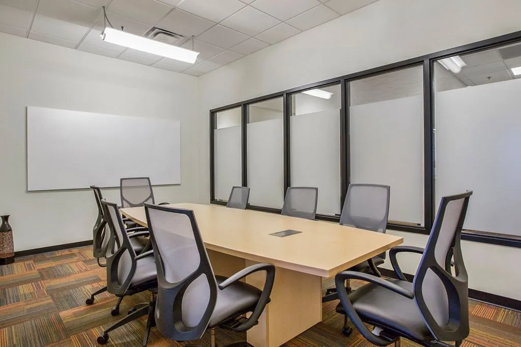 Office Evolution - 6105 S Main Street, Aurora - Thumbnail 2