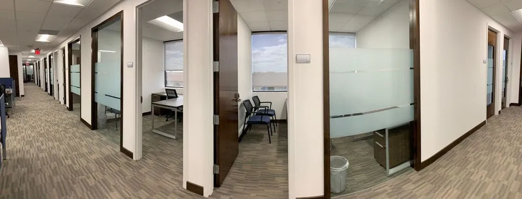 CoSuite - 1900 Glades Road - Boca Raton - Florida - Media 1