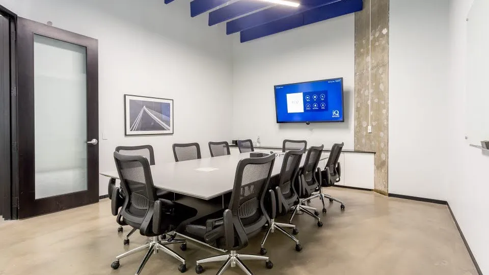 iQ Offices - 150 King St - Thumbnail 4