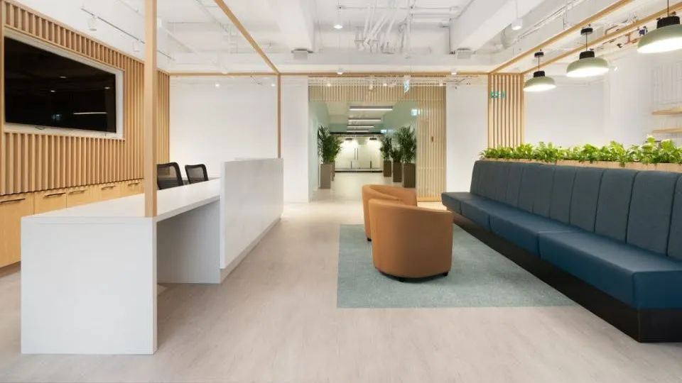 IQ Offices - 1055 West Georgia - Thumbnail 4