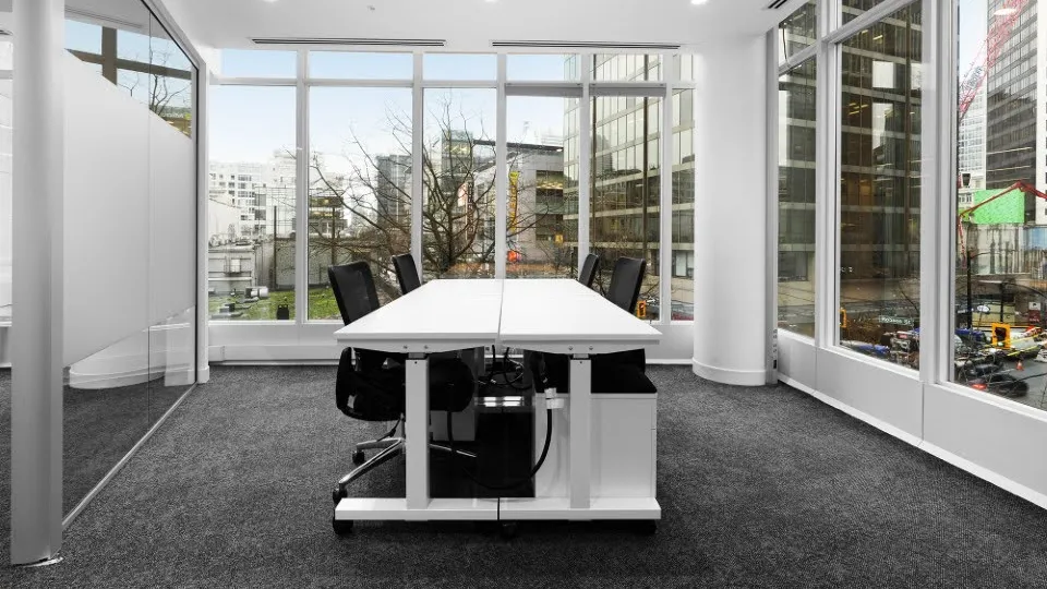 IQ Offices - 550 Robson Street - Thumbnail 2