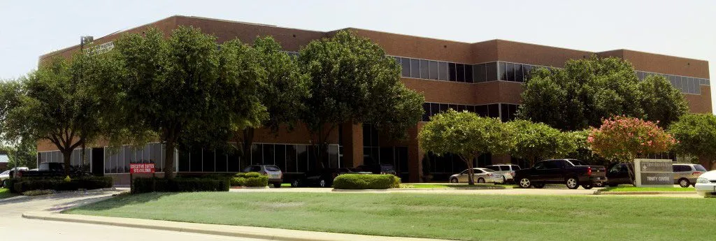 Executive Workspace  - Trinity Mills Rd - Dallas - Thumbnail 2