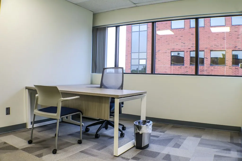 Office Evolution - 455 E. Eisenhower Pkwy - Ann Arbor - Thumbnail 4
