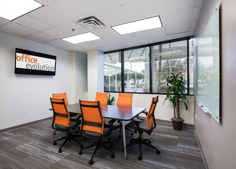 Office Evolution - 5011 Gate Parkway, - Jacksonville - Thumbnail 4