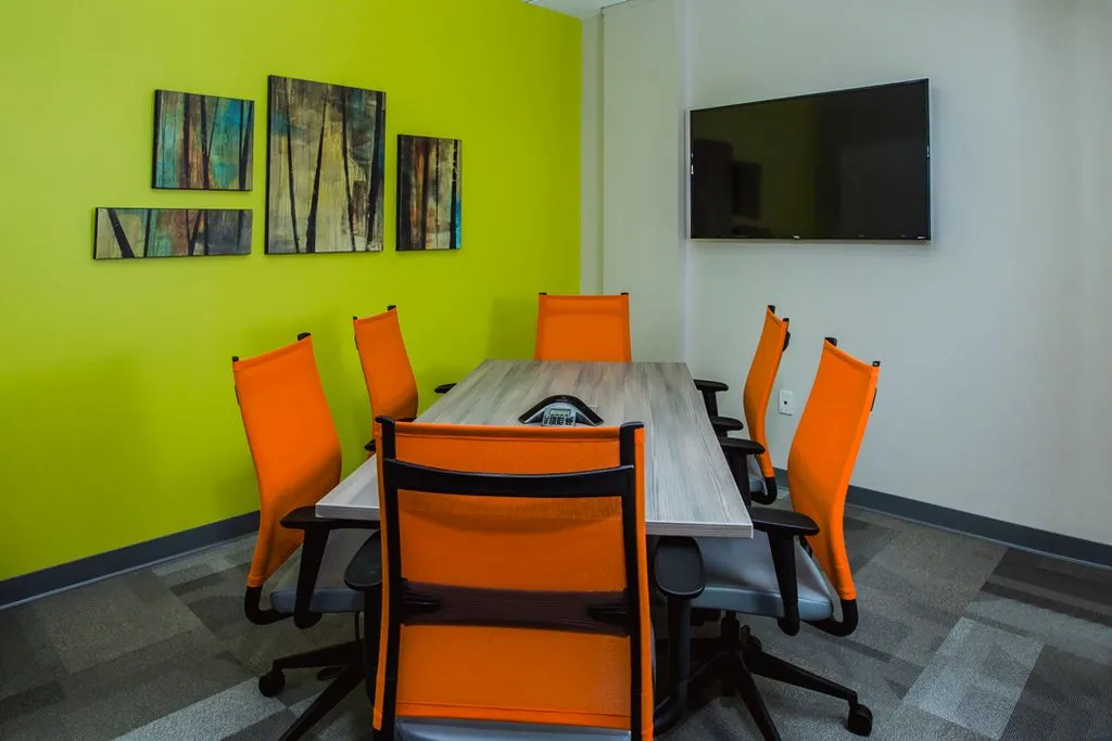 Office Evolution - (Evolution of the Triad) 806 Green Valley Road - Greensboro - NC - Thumbnail 3