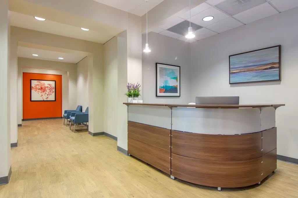 Office Evolution - 11720 Amber Park Drive - Alpharetta - Thumbnail 2