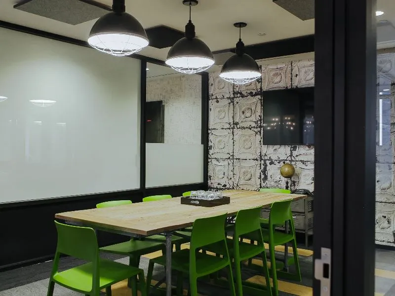 WeWork - Power And Light Building - 920 SW Sixth Ave, Portland - Thumbnail 3