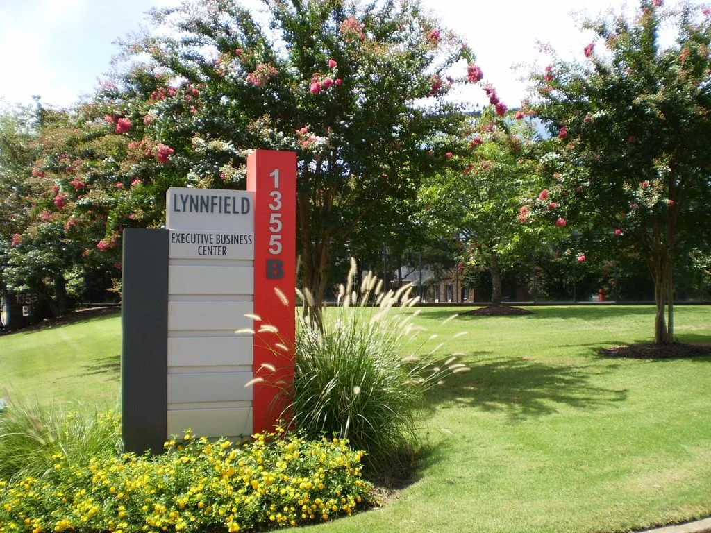 Executive Business - B Lynnfield Rd - Memphis - Thumbnail 3
