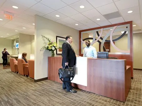 Regus - 2255 Glades Road - Boca Raton - Thumbnail 2