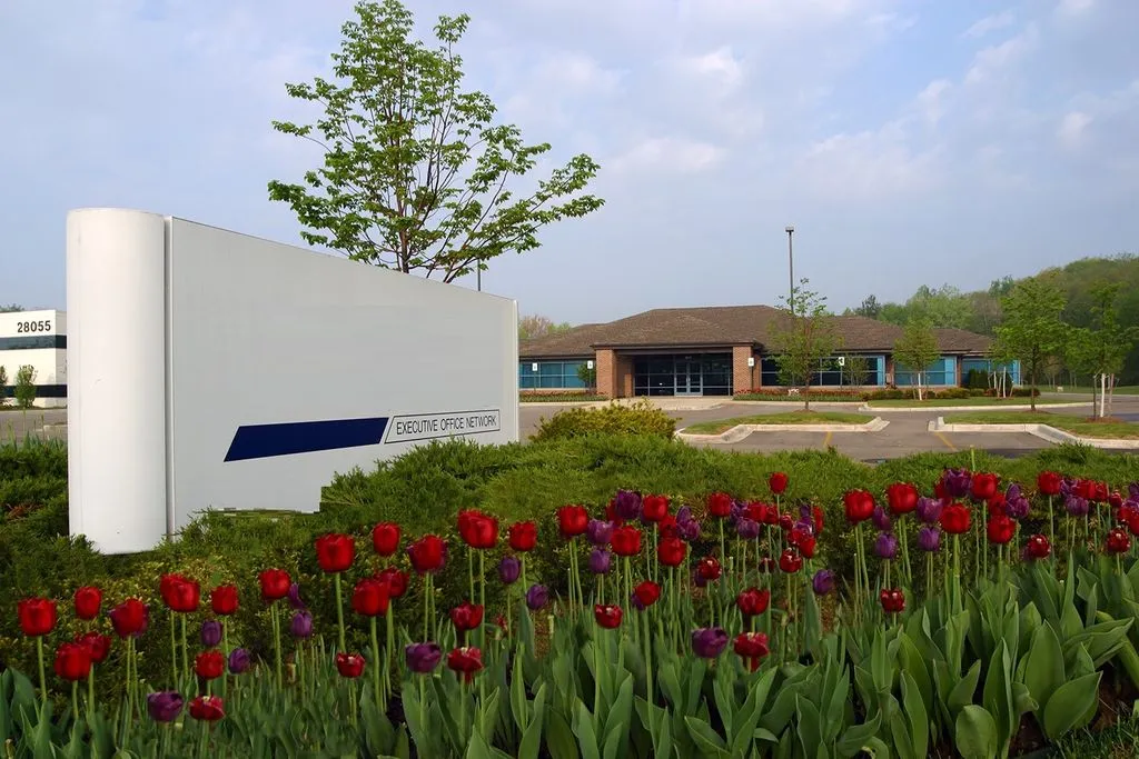 AmeriCenter - Haggerty Rd - Novi - Thumbnail 4