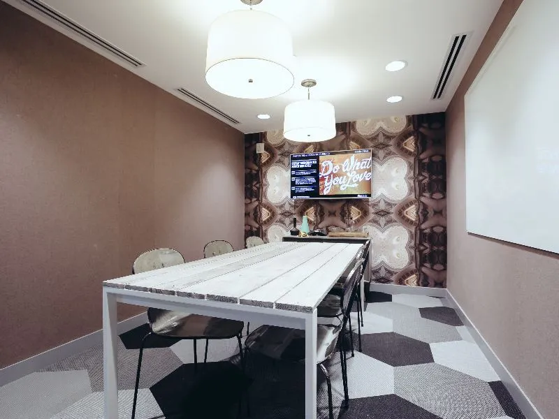wework - 615 S College St, Charlotte - Thumbnail 2