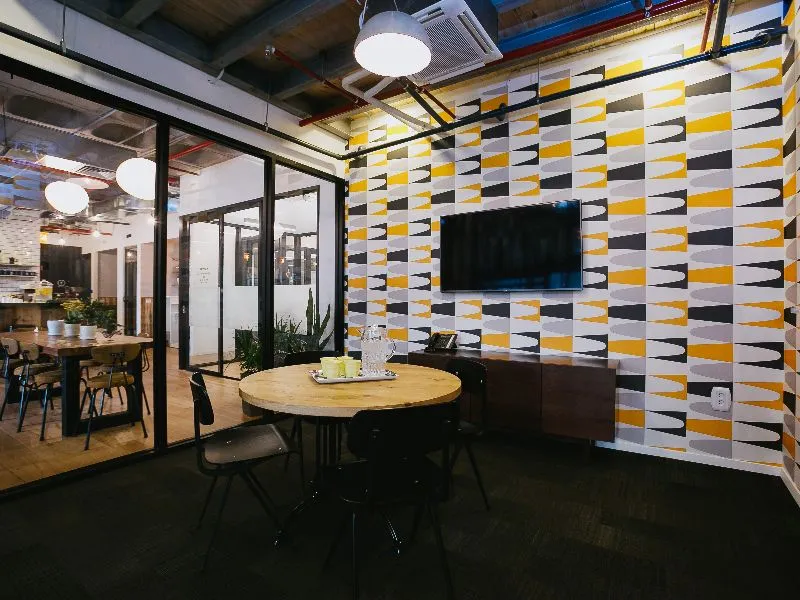 wework - 615 S College St, Charlotte - Thumbnail 3