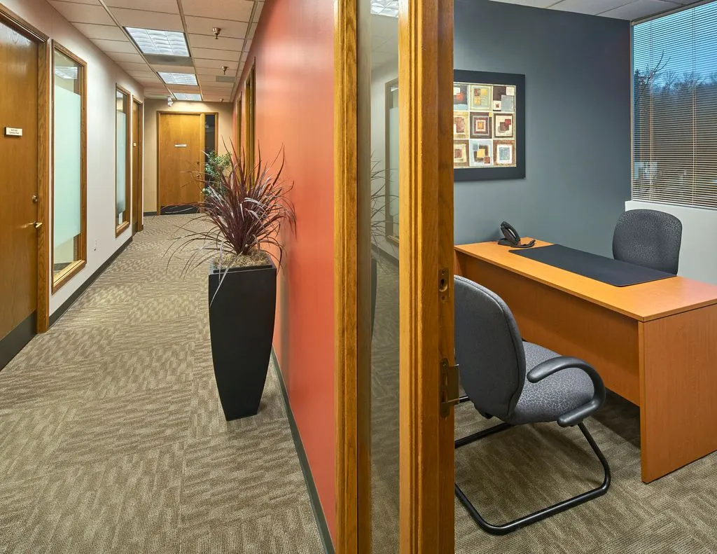 Executive Support Center - Interurban Ave S - Seattle - Thumbnail 4