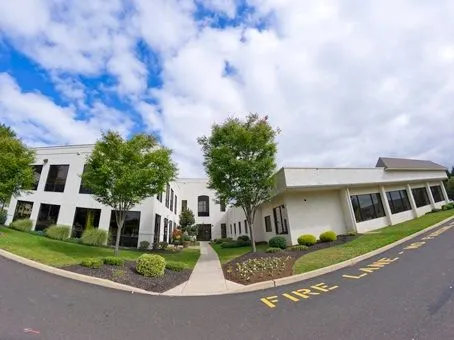 Regus - Newton Penns Trail - Penns Trail - Newtown - PA - Thumbnail 3