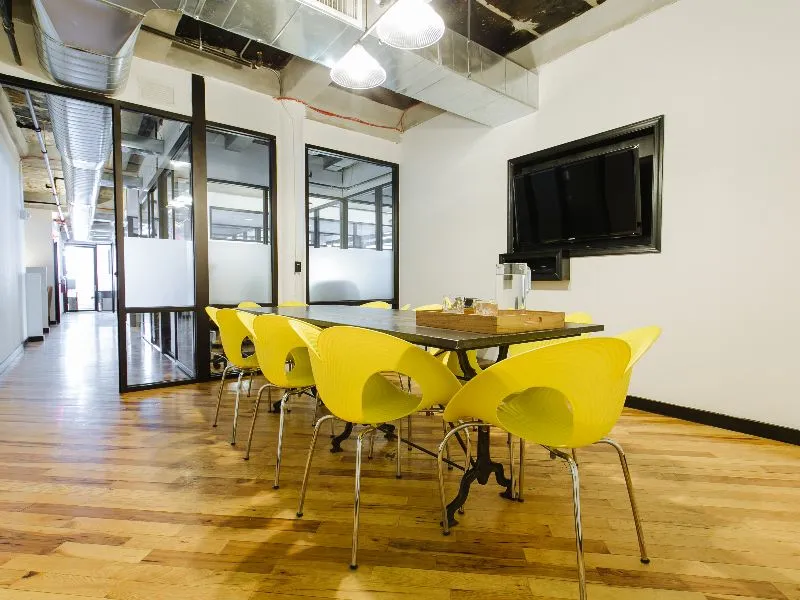 wework - Lincoln Square - 10400 NE 4th Street - WA - Thumbnail 2
