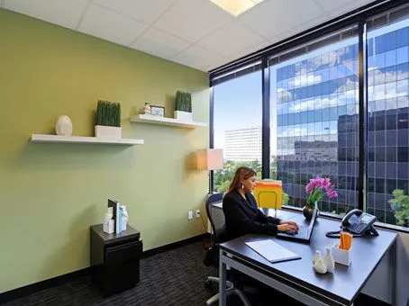 Regus - 6575 W Loops S - Bellaire, TX - Thumbnail 2