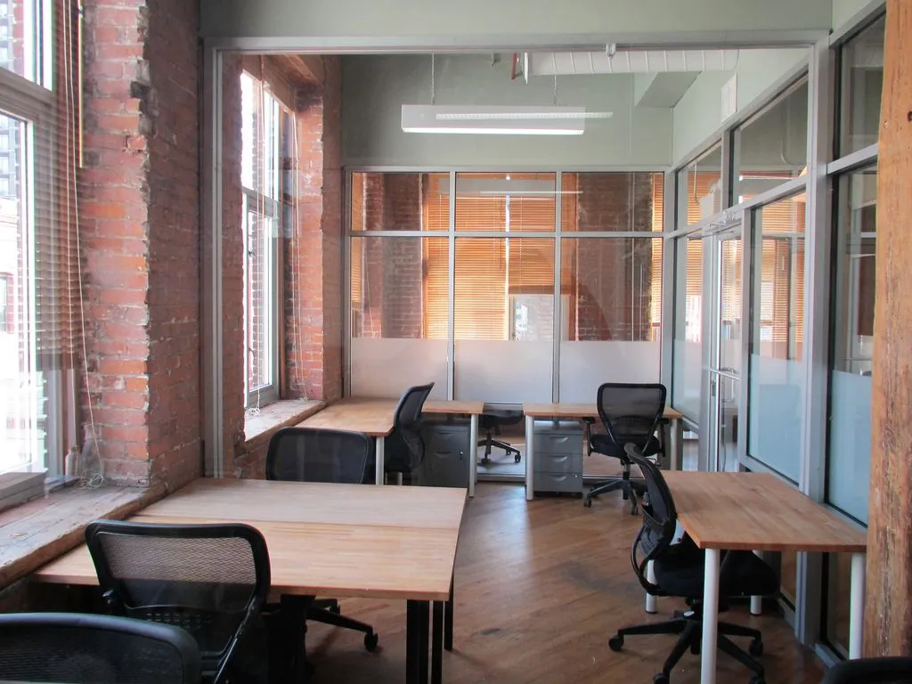 Green Desk - 155 Water Street - Brooklyn, NY - Media 1