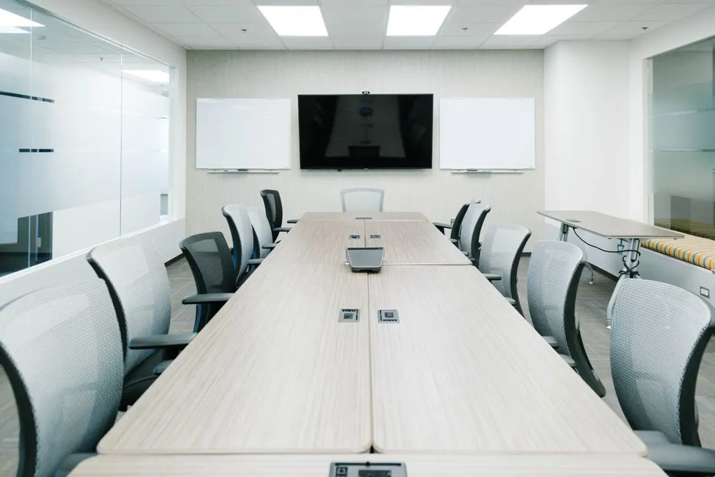 Launch Workplaces - 1201 Seven Locks Rd - Rockville, MD - Thumbnail 2