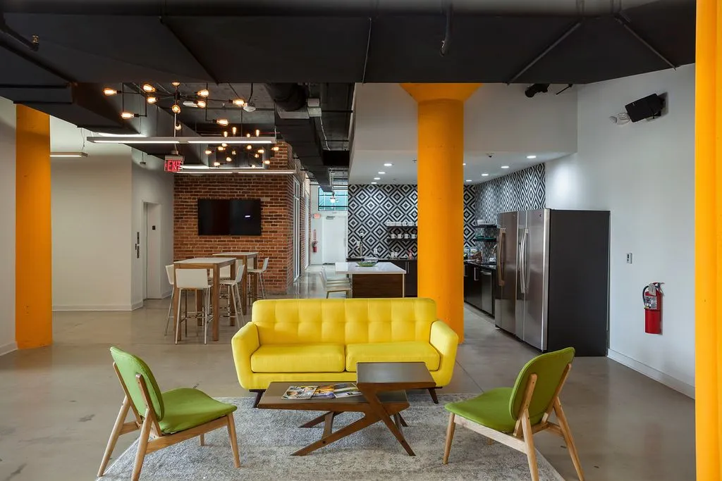 Expansive -25 N Market St, Jacksonville FL - Media 1