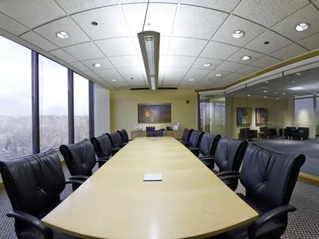 Regus - Corporate Woods Center - Overland Park - Thumbnail 3