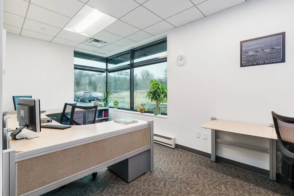 OfficePlace - 515 Centerpoint Dr. Middletown - Hartford - Thumbnail 4