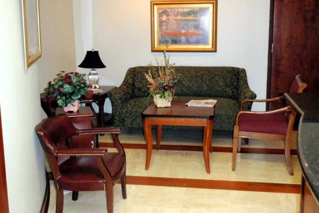 North Raleigh Business Center - 4030 Wake Forest Road - Raleigh - NC - Thumbnail 3