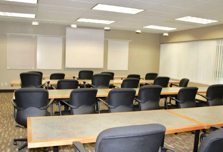 PS Executive Centers - Enterprise Parkway - Beachwood - Thumbnail 4