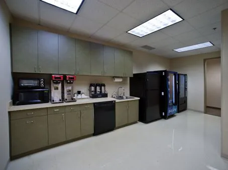 Regus - 3235 Satellite Blvd - Duluth - Thumbnail 3
