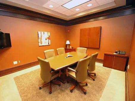 Regus - 3737 Glenwood Avenue, Raleigh - Thumbnail 4