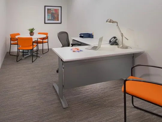 Regus- 40 Burton Hills Blvd - Nashville - TN - Thumbnail 4