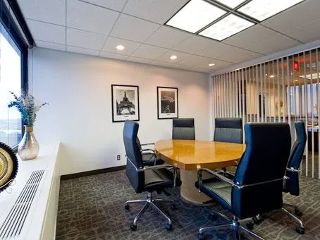 Regus - Newark One Gateway Center - Newark - Thumbnail 3